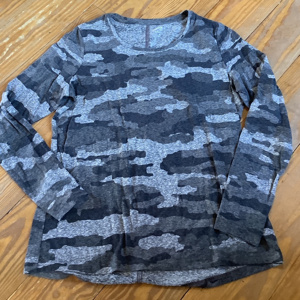 Duluth trading womens long sleeve burnout  tshirt shirt Large L new gray camo